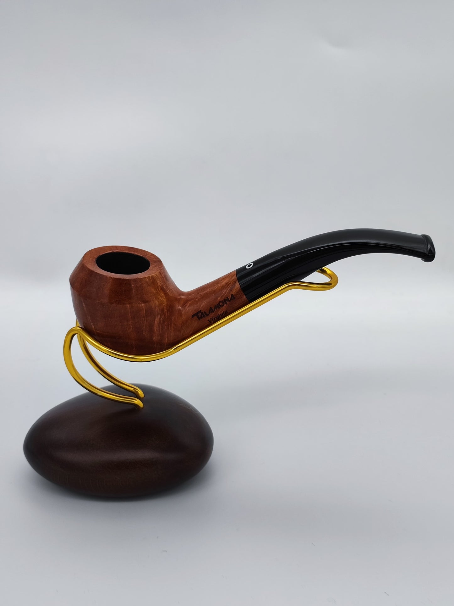 Pipa Talamona Elegant Virginia Bent Rhodesian